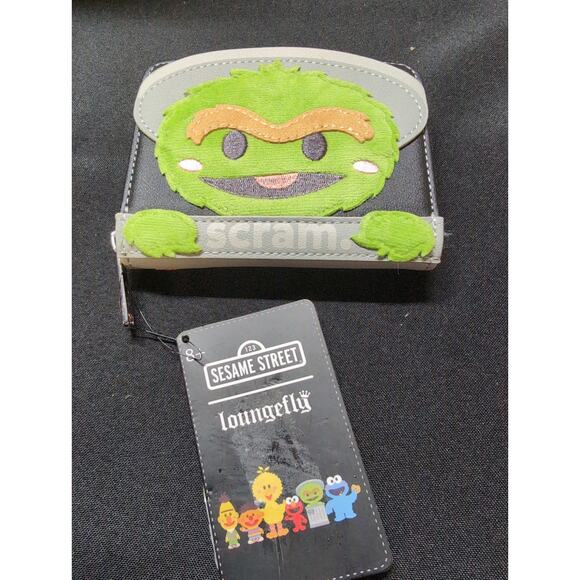 NEW Loungefly SESAME STREET Sea World OSCAR the GROUCH Wallet SCRAM Exclusive - Picture 1 of 5